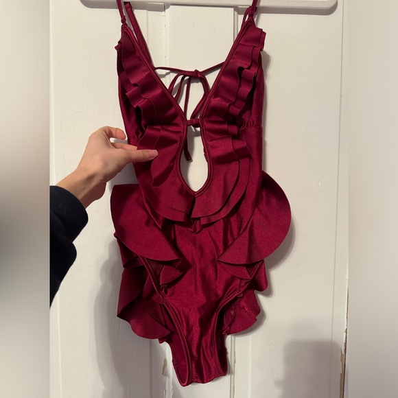 Zimmermann waterfall plunge V one piece - Picture 6 of 9